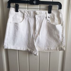 Highwaste white linen shorts